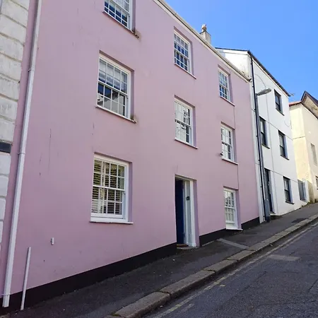 Carrick Bend * Falmouth